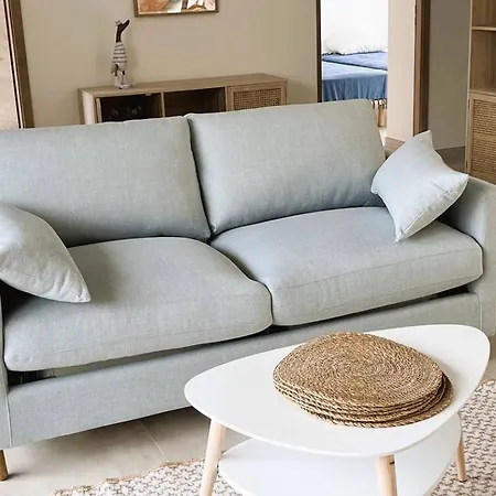 Copines, 4 Pers, Piscine Chauffee, 5 Mn * Cirendinu