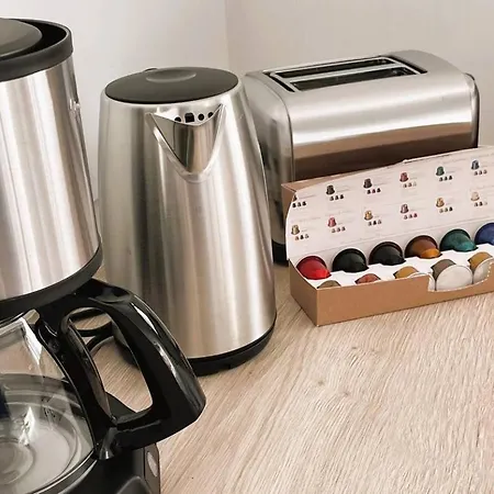 Copines, 4 Pers, Piscine Chauffee, 5 Mn *