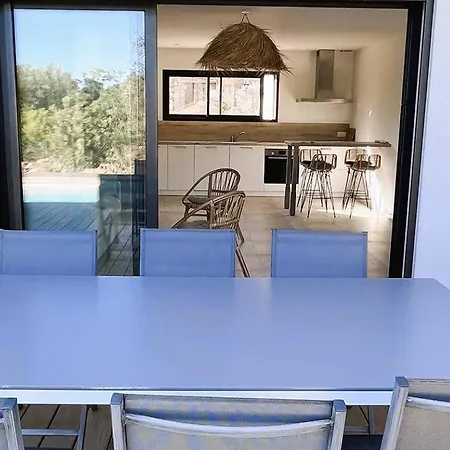 Copines, 4 Pers, Piscine Chauffee, 5 Mn * Cirendinu