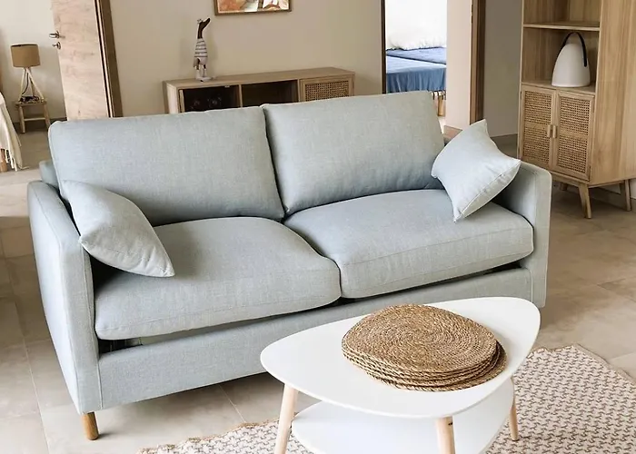 Copines, 4 Pers, Piscine Chauffee, 5 Mn * Cirendinu