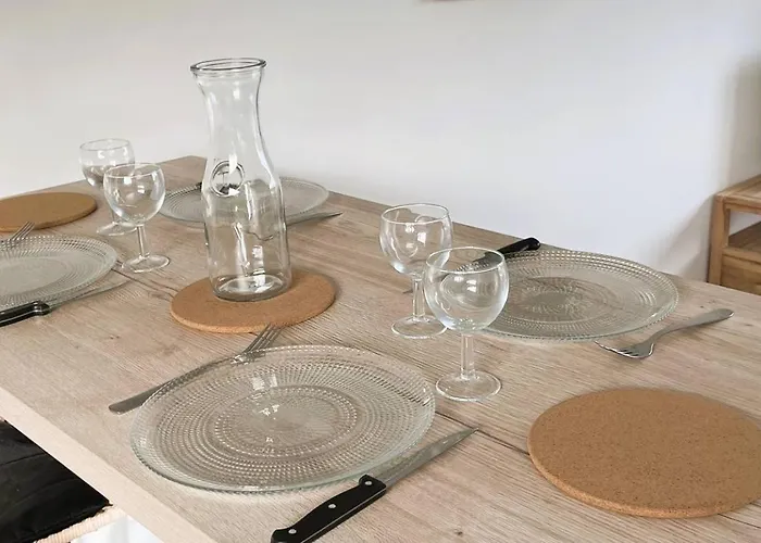 Copines, 4 Pers, Piscine Chauffee, 5 Mn * Cirendinu